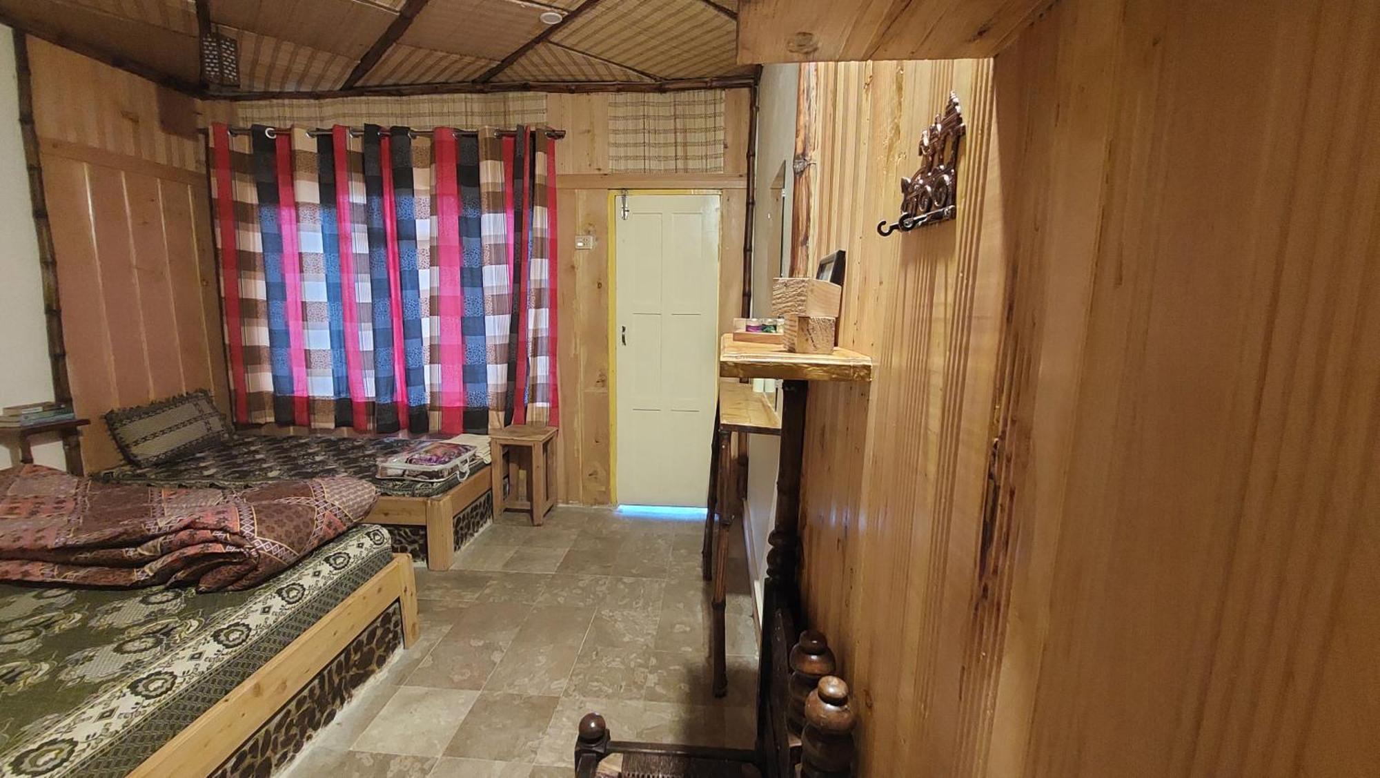 Khana Badosh Resort Kalam 外观 照片